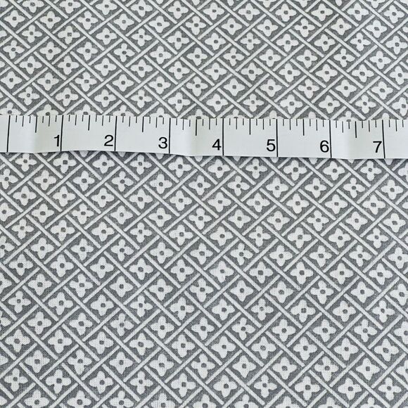Quilt Bundle 6 Half Yards Floral Plaid & Geometric Red Black White Cotton Fabric - Picture 4 of 7
